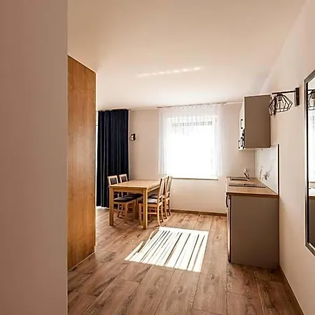 Henry Apart Otel